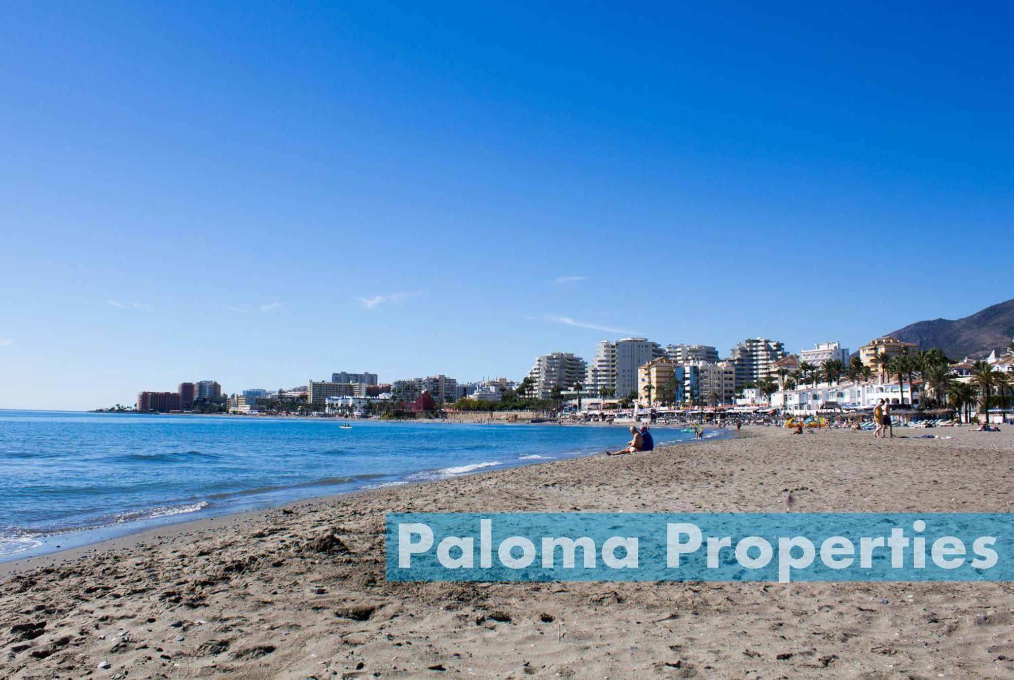 Apartament Benalroma Spacious 50 Mt From The *